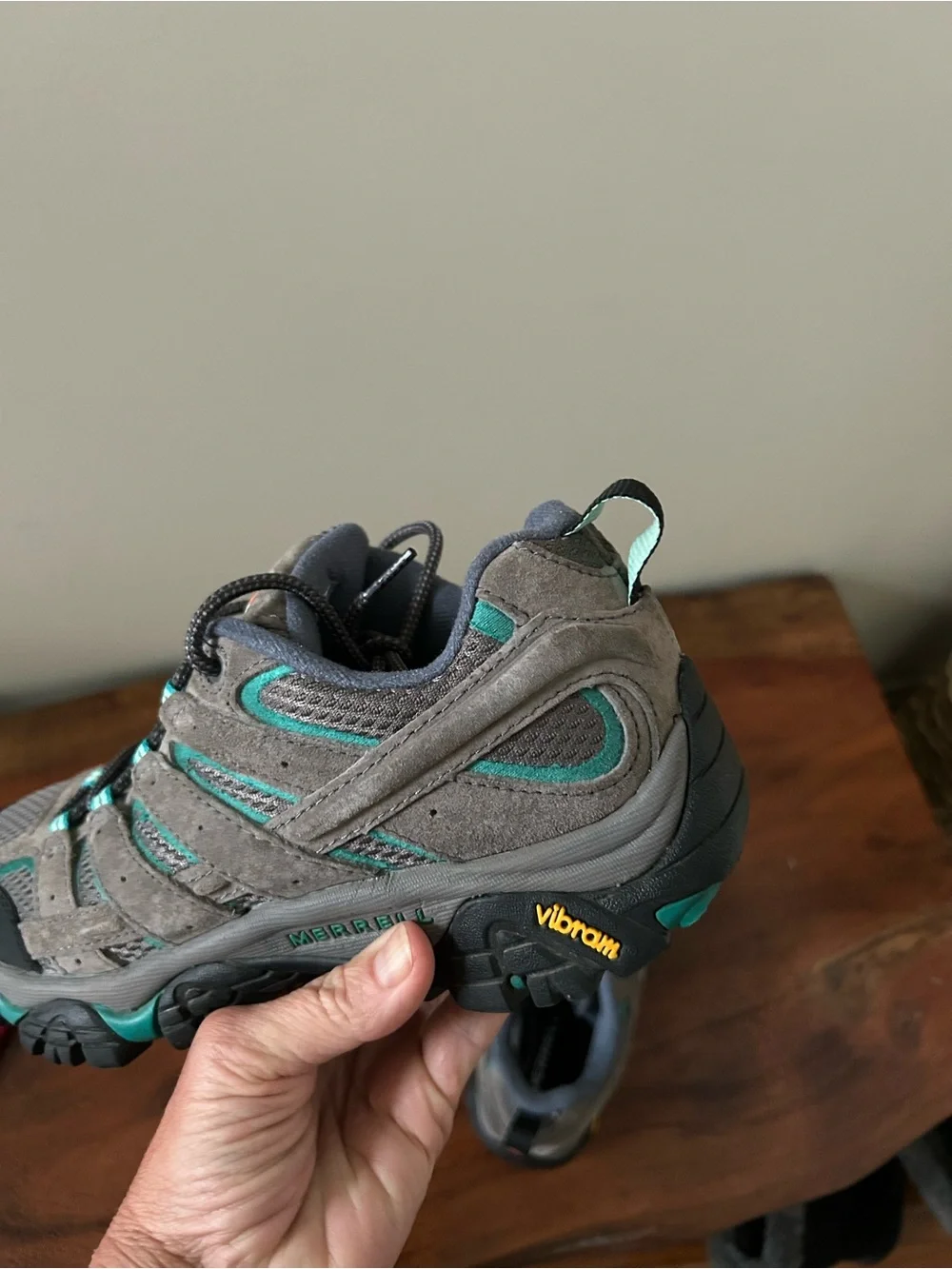 Merrell Moab 2 vent suede EUC hiking shoes